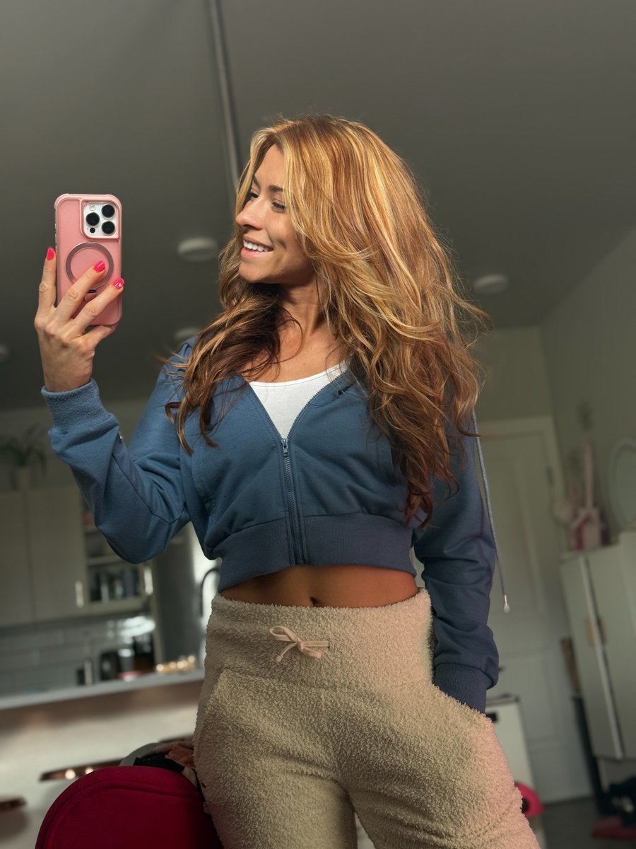 Sara Loverays ᥫ᭡ loverays.com tweet media