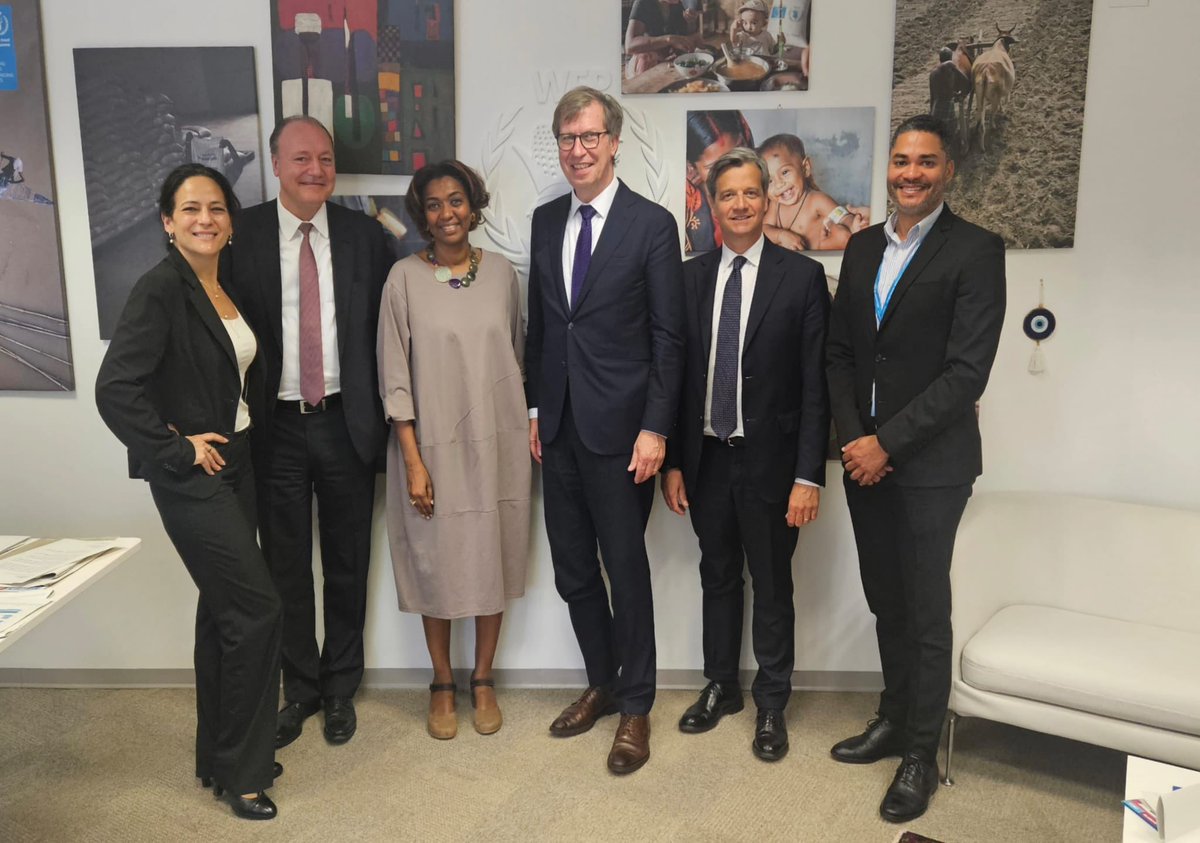 RaniabtBakhita's tweet image. At @WFP solving hunger takes more than food — it requires innovation, data n partnerships. Pleasure to host @Dr. Hinrich Thölken @Marc Reinhardt @Alberto Matassino from @Capgemini to scale impact together. #InnovationForImpact #PartnershipForChange #WFP #Capgemini #Agenda2030