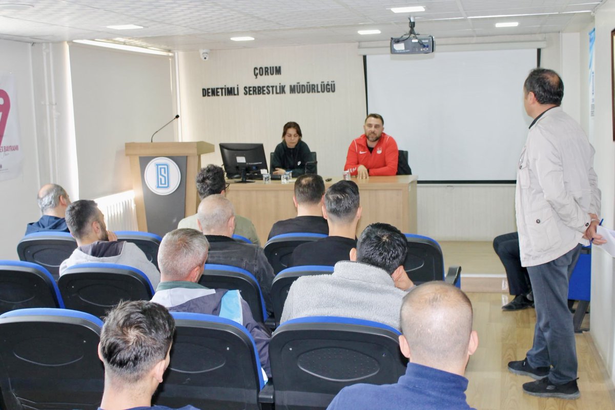 hakantastann1's tweet photo. Denetimli serbestlik müdürlüğü Spor seminerimiz. https://t.co/LzEikNLrwO