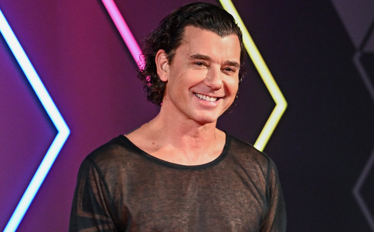 From Grunge to Gourmet: Bush Frontman Gavin Rossdale Talks Hits, Food, and Fashion [WATCH]: thewolf.ca/news/11176276/… <a href="/GavinRossdale/">GAVIN ROSSDALE</a> <a href="/bushofficial/">BUSH</a> <a href="/Flavour_Network/">Flavour Network</a>