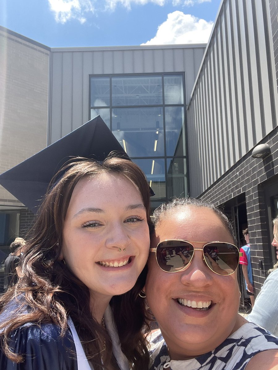 Mrs. Boyd tweet media