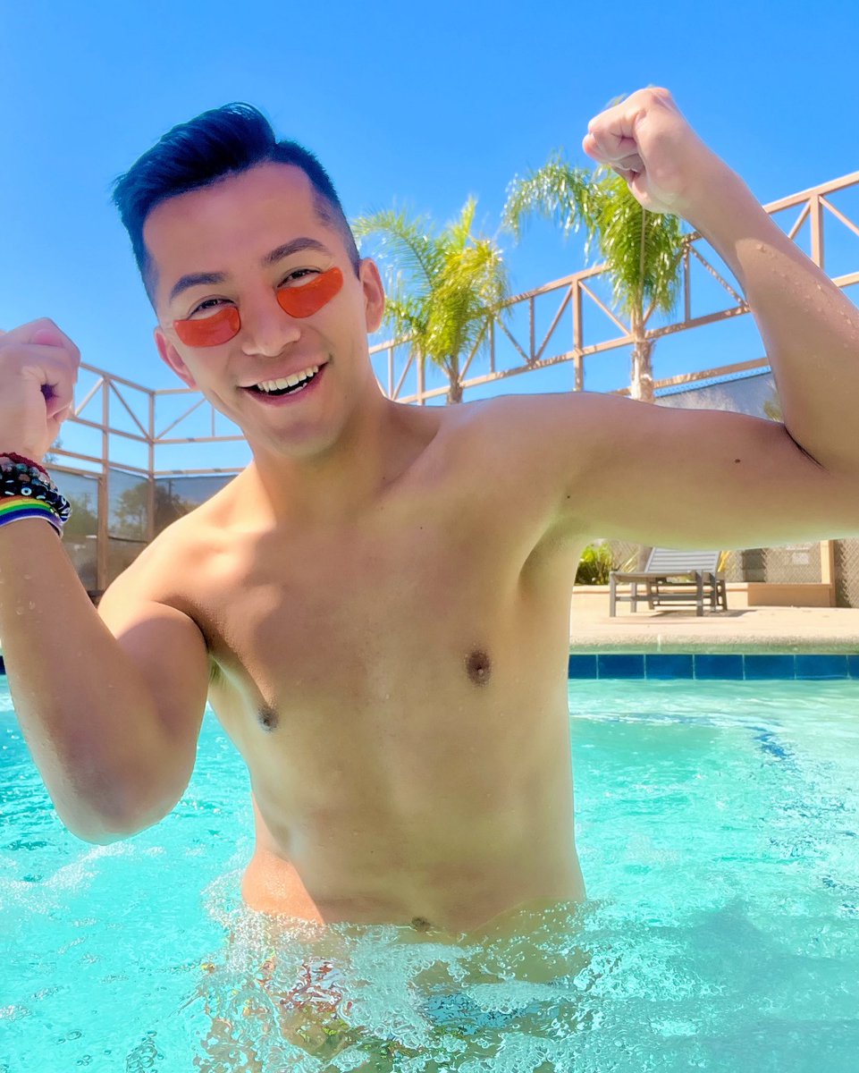 jael_fox's tweet image. #HappyMay 🪼🐡🐠🐟