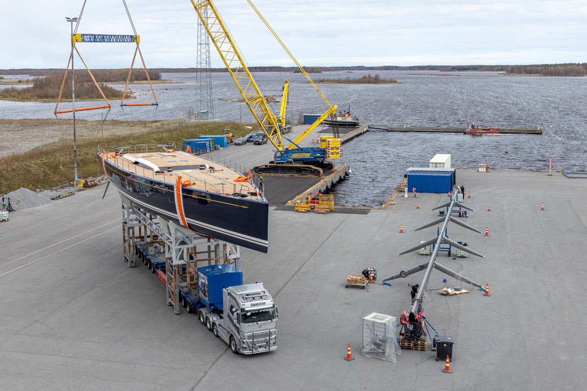 Final movements on land. The Swan 128 is almost home 🌊🦢

Stay tuned...

#NautorSwan #Swan128