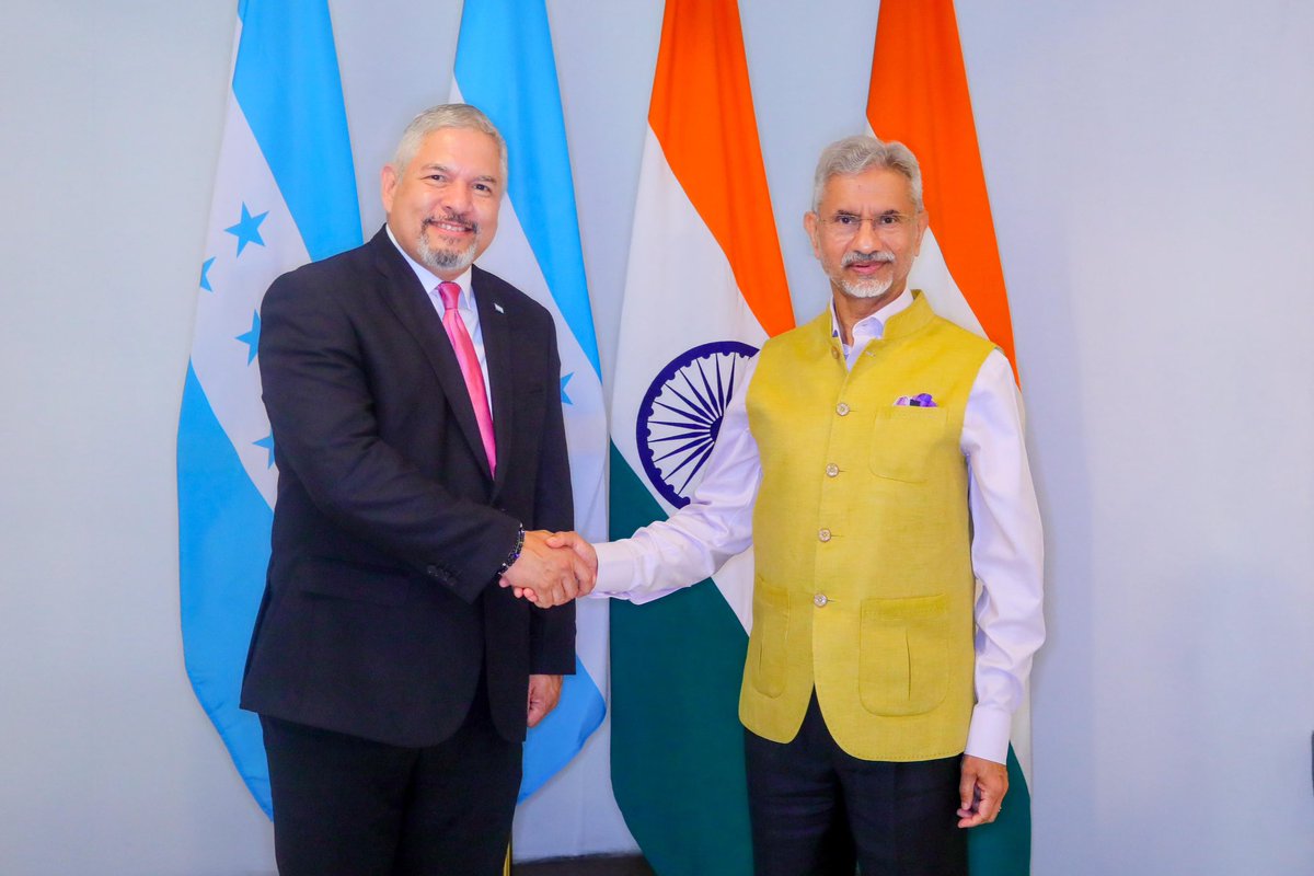 EmbajadadeHondurasGt tweet media