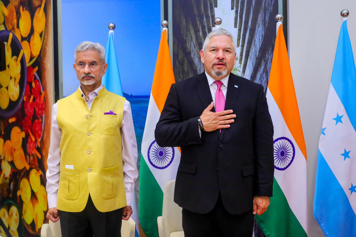 EmbajadadeHondurasGt tweet media