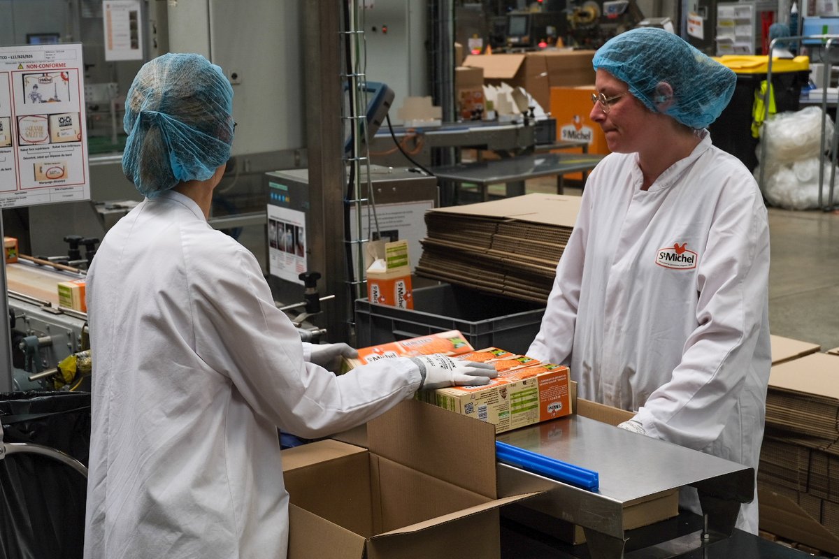 Qui n’a jamais rêvé de découvrir où sont confectionnées les galettes <a href="/StMichel/">St Michel</a> ?

<a href="/EPhilippe_LH/">Edouard Philippe</a> est allé à la rencontre d’un des biscuitiers les plus célèbres de France, <a href="/StMichel/">St Michel</a>, dont l’usine à Saint-Père-en-Retz crée emplois et dynamisme économique dans la région. 

À l’usine