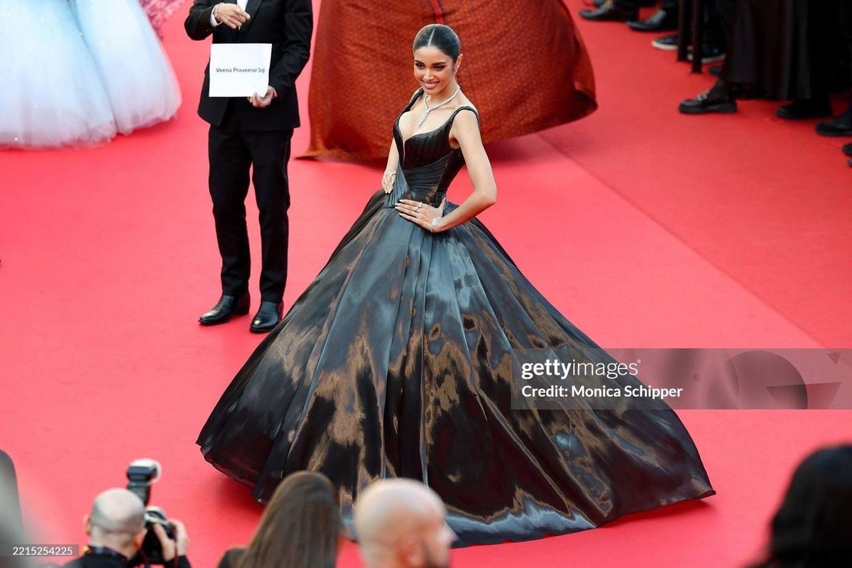 VeenaPraveenar's tweet photo. ภูมิใจและดีใจมากๆ 🤍🫶🏻

#VeenaXCannes
#VeenaMUT2025 https://t.co/43RX7XfjTf