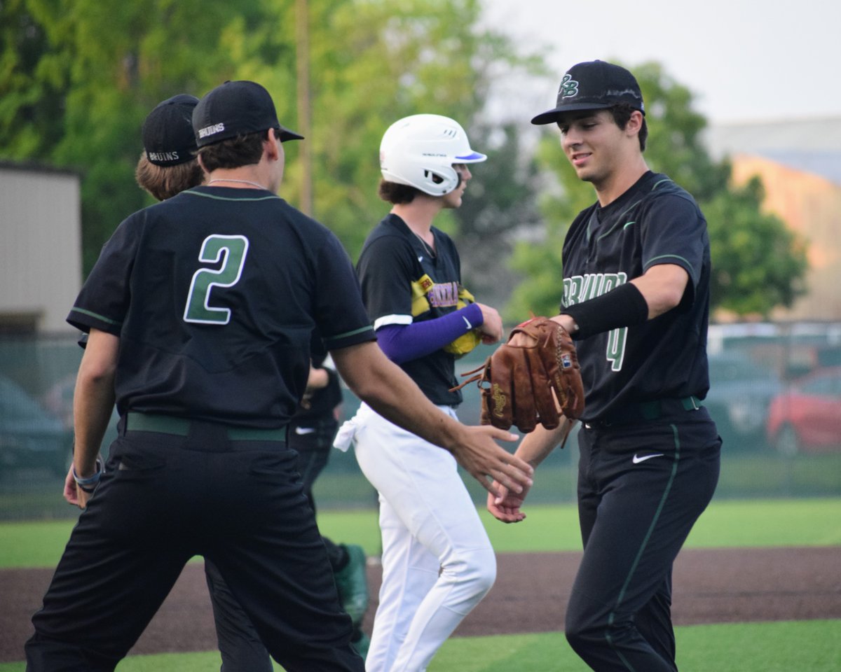 Joanie Straub tweet media