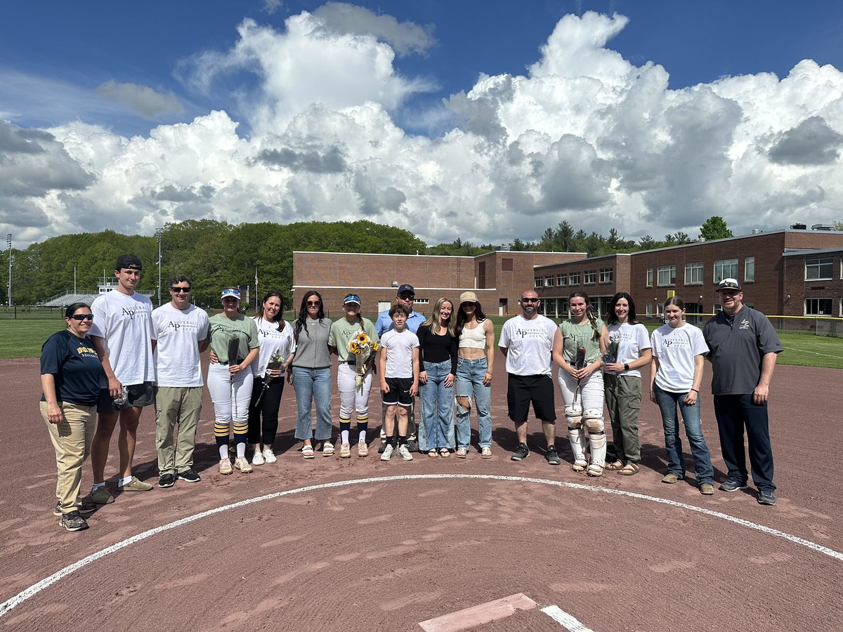 Averill Park Warriors (@ap_athletics) on Twitter photo Congratulations and good luck to our <a href="/softballatAP/">Averill Park Softball</a> seniors.
#WinnersInThe3Cs
#AP_EveryStudentEveryDay Congratulations and good luck to our <a href="/softballatAP/">Averill Park Softball</a> seniors.
#WinnersInThe3Cs
#AP_EveryStudentEveryDay