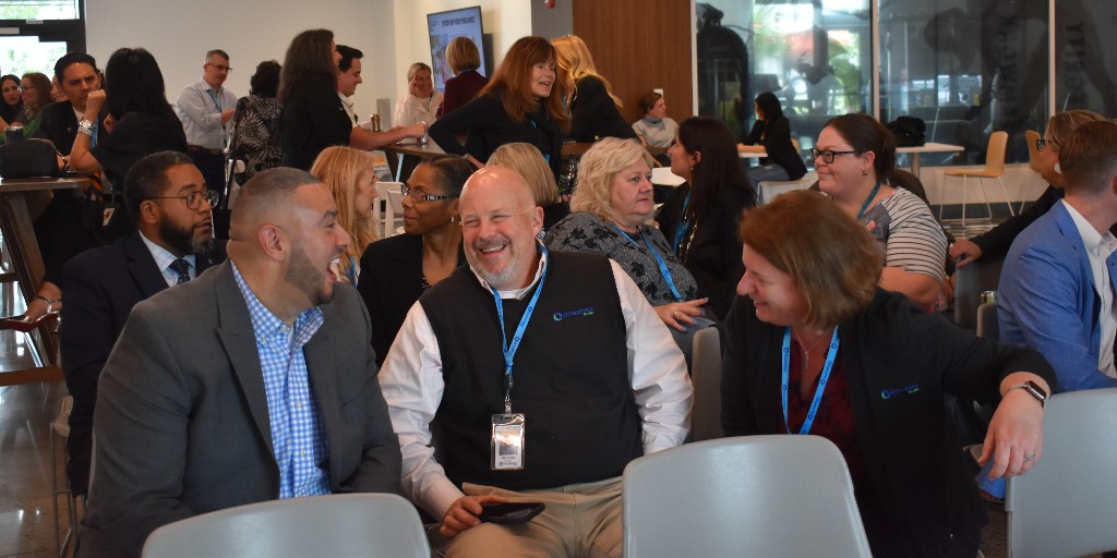 oceanfirstbank's tweet image. OceanFirst was fortunate to have guest speaker, Rachel DeAlto, talk to our team about the importance of building strong relationships and how it can enhance communications, foster collaboration, and drive success. 
#relationshipbuilding #communications #collaboration