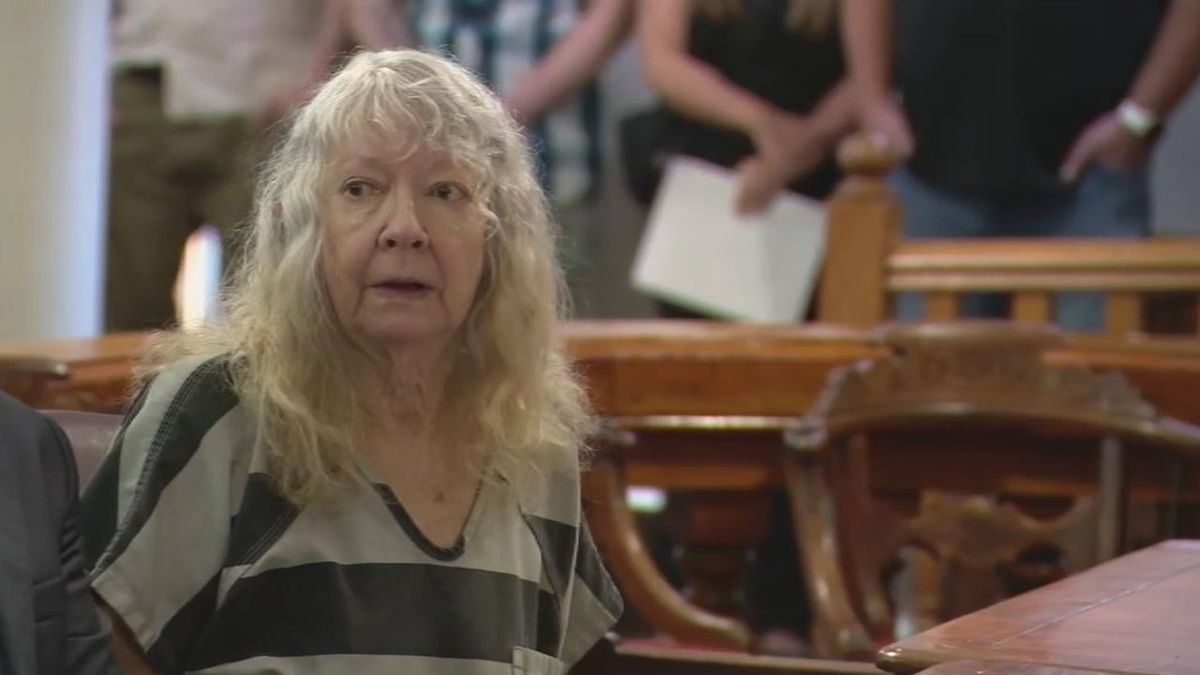 Chidester, 67, was convicted of numerous felonies for the drunk driving crash that killed two children last year. fox2detroit.com/news/swan-boat…