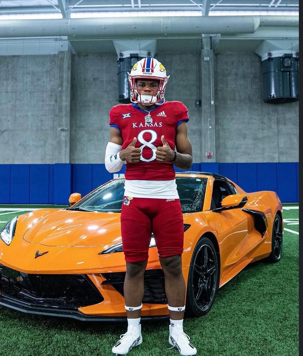 Tyler Trusel (@tylertrusel0_) on Twitter photo EXTREMELY BLESSED to receive an Offer from Kansas #GoJayhawks 🙌🏾
<a href="/AllenTrieu/">Allen Trieu</a>
<a href="/Coach4254/">Coach Popp</a>
@coachsimps
<a href="/CoachTSamuel/">Terrence Samuel</a>
<a href="/Coach_AMarshall/">Aaron Marshall</a>
<a href="/ChadSimmons_/">ChadSimmons</a>
@RivalsWardlaw EXTREMELY BLESSED to receive an Offer from Kansas #GoJayhawks 🙌🏾
<a href="/AllenTrieu/">Allen Trieu</a>
<a href="/Coach4254/">Coach Popp</a>
@coachsimps
<a href="/CoachTSamuel/">Terrence Samuel</a>
<a href="/Coach_AMarshall/">Aaron Marshall</a>
<a href="/ChadSimmons_/">ChadSimmons</a>
@RivalsWardlaw