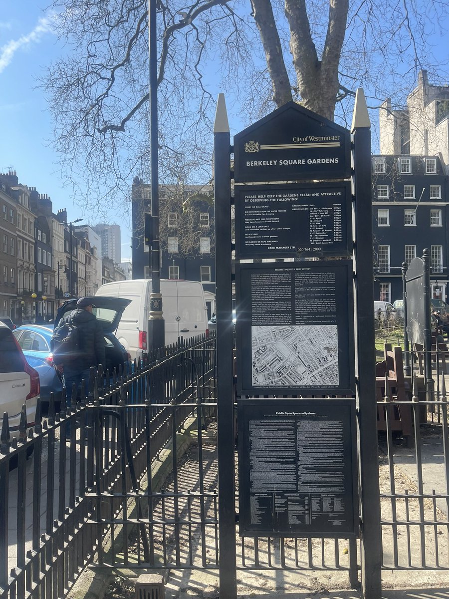 PoopsnoopEditor's tweet photo. New #snooper @fatfranccis loves a walk in the park at Mount St Gardens and Berkeley Square https://t.co/Q7hs54bni6 https://t.co/jUOz7z5Ktn