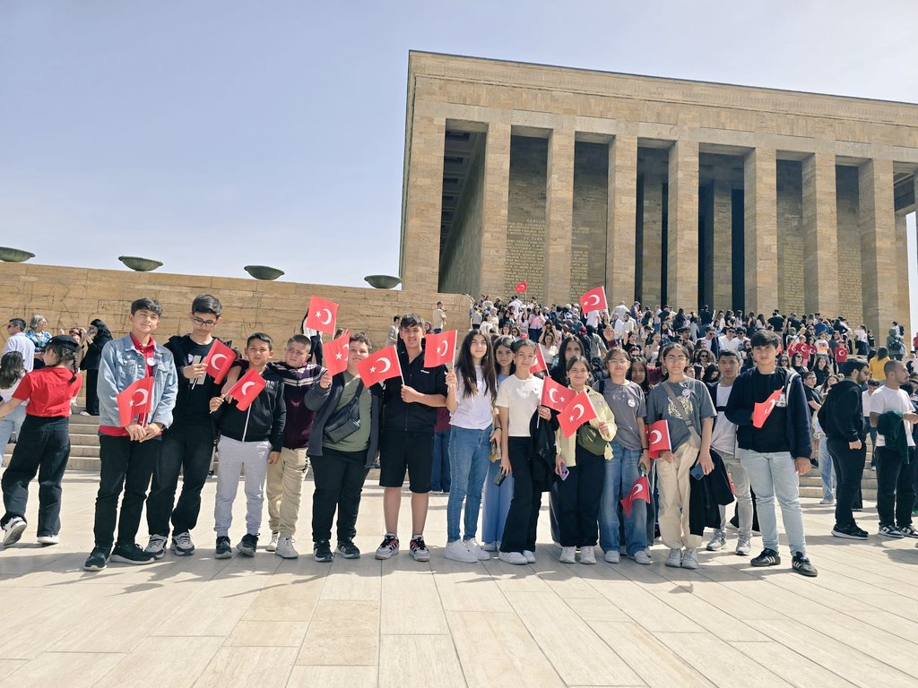 Okulumuz 8. Sınıf öğrencileri 
 e twinning projesi kapsamında paydaş okullarla birlikte Ankara gezisinini gerceklestirmistir. 
<a href="/tcmeb/">Millî Eğitim Bakanlığı</a> 
<a href="/Yusuf__Tekin/">Yusuf Tekin</a> 
<a href="/_Ali_KARAGOZ/">Dr. Ali KARAGÖZ</a> 
<a href="/valiatillatoros/">Atilla Toros</a> 
<a href="/MersinMEM/">Mersin İl Millî Eğitim Müdürlüğü</a> 
<a href="/fazilet_durmus/">Fazilet Öğretmen 🇹🇷</a> 
<a href="/KaymakamlikMut/">Mut Kaymakamlığı</a> 
<a href="/mut_mem/">Mut İlçe MEM</a>
<a href="/erddlk33/">Erdal DÖLEK 🇹🇷</a>