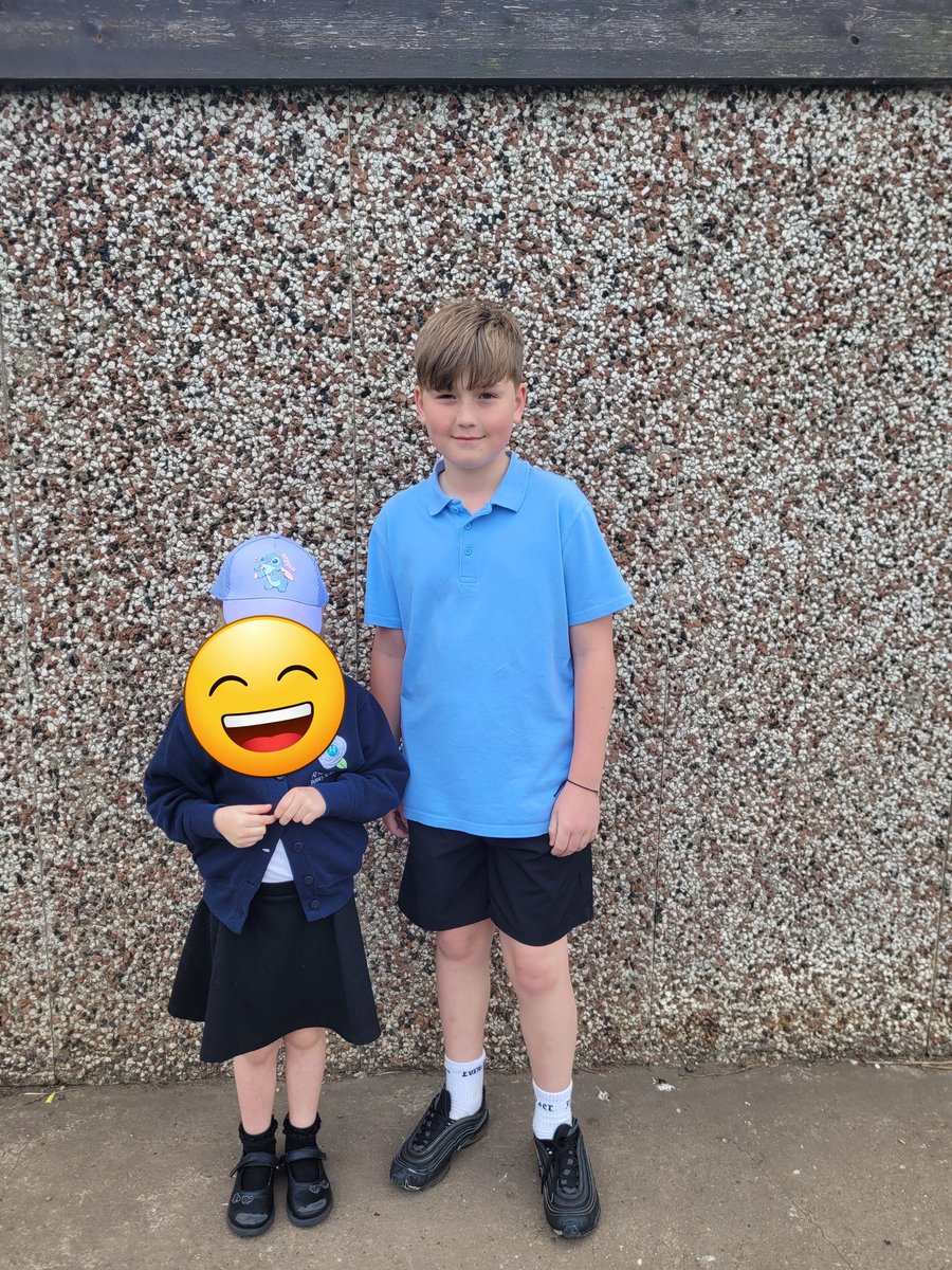 Sharing a proud shout out for one of our amazing Yr6 pupils this week for an amazing act of kindness! We couldn't be more proud of this young man for thinking of others, even during his SATS week 😁!
#SpreadingKindness #GreatCommunity