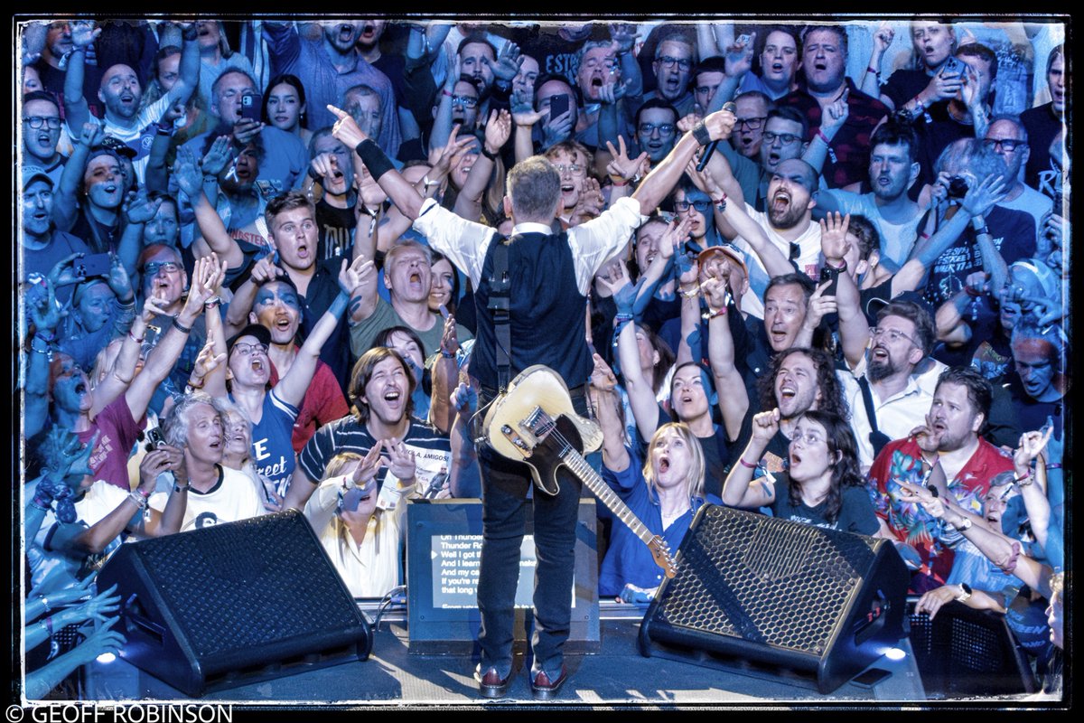 Geoff Robinson tweet media