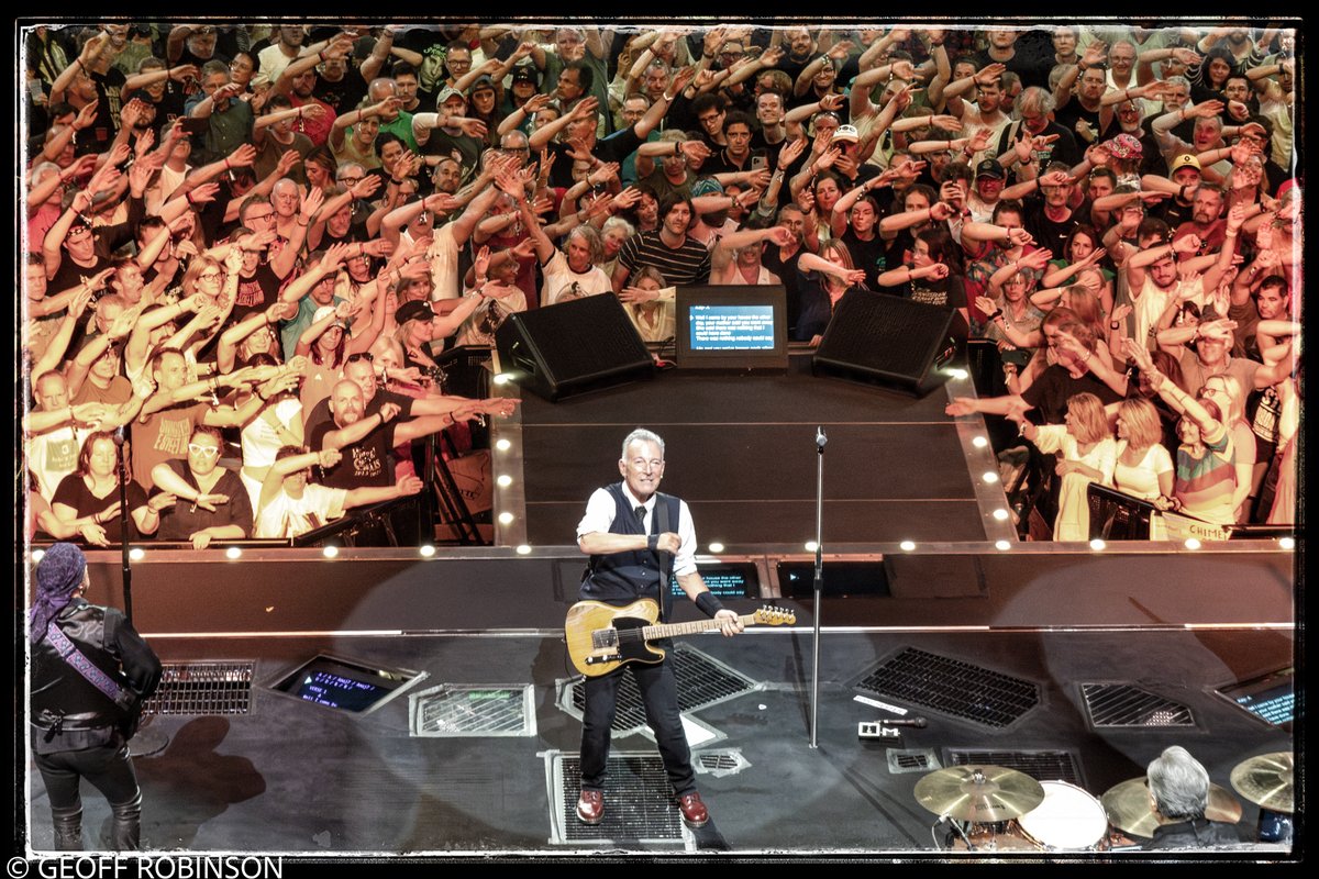 Geoff Robinson tweet media