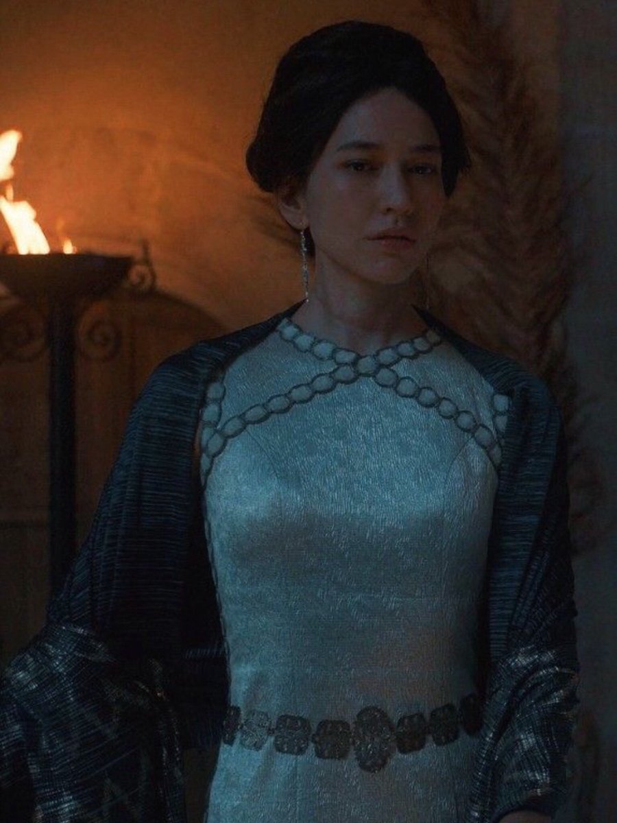 rhaesaria thinker 💭 (@therealmsmisery) on Twitter photo 