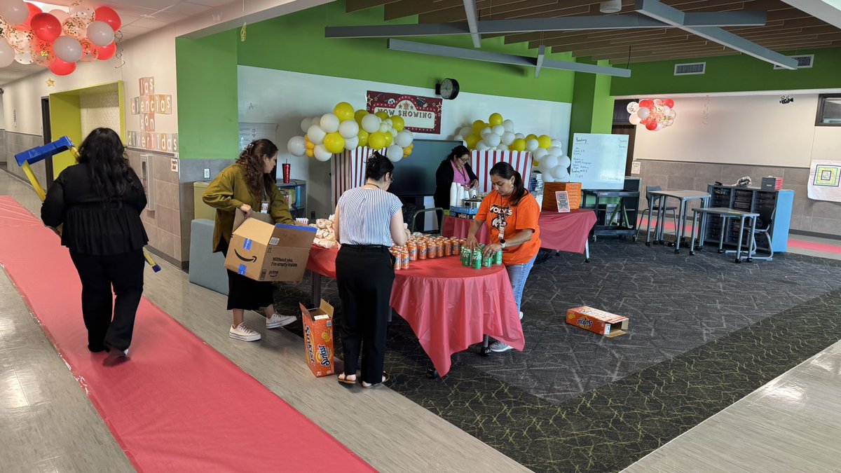 McGheeWolves's tweet photo. A big McGhee wolf shout out to our amazing PTO Moms!! They were able to put together our 5th grade celebration and did amazing! We appreciate you all so much! ✨🥇 #MesFamily https://t.co/tXAvS7YhT4