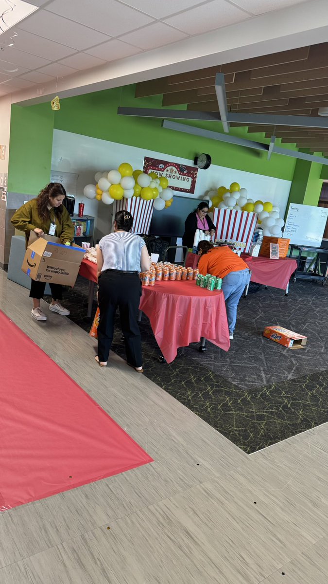 McGheeWolves's tweet photo. A big McGhee wolf shout out to our amazing PTO Moms!! They were able to put together our 5th grade celebration and did amazing! We appreciate you all so much! ✨🥇 #MesFamily https://t.co/tXAvS7YhT4