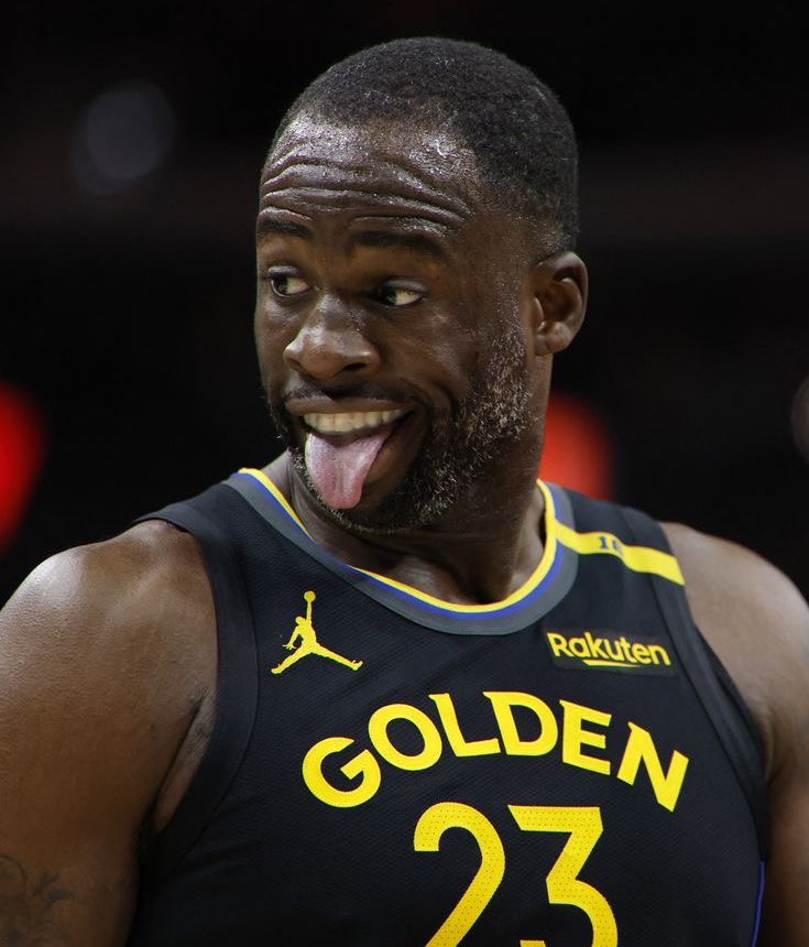 GSWBallReport's tweet photo. REPORT: The Warriors’ front office believes they need more size at every position — especially at center, per @TheAthletic 👀 https://t.co/6ovNNGAwF9