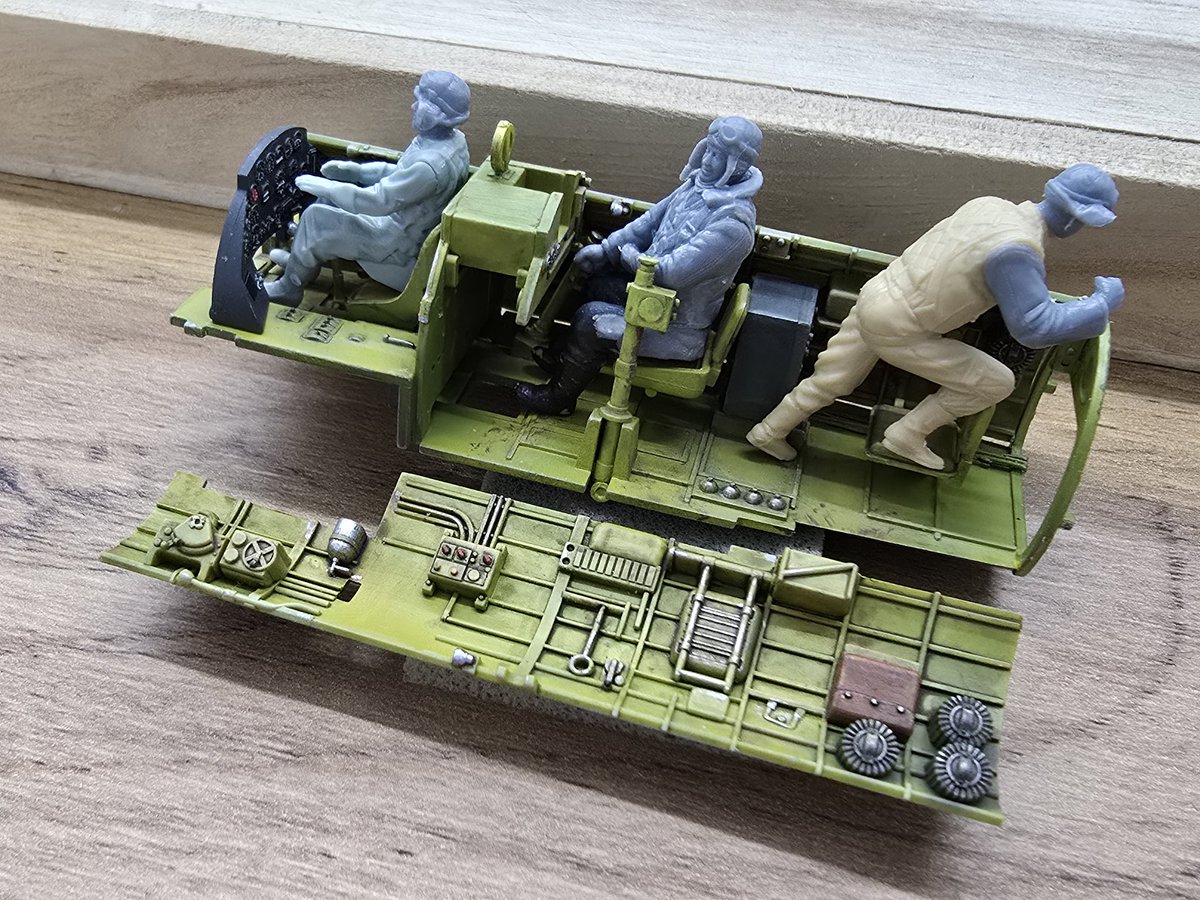 Figure ready! B6N2 Tenzan 1:48 scale Hasegawa kit WIP. #B6N