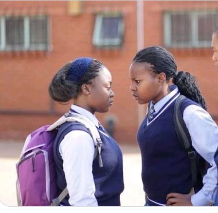 TwarieLeon's tweet photo. #SkeemSaam if holding grudges was a person😹 10 years later she got her revenge https://t.co/owBEA0dtAz