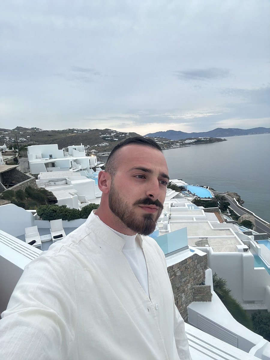 Cryptoze's tweet image. $1,500 giveaway ends in 3 hours 

All you have to do is like retweet and tag 2 people