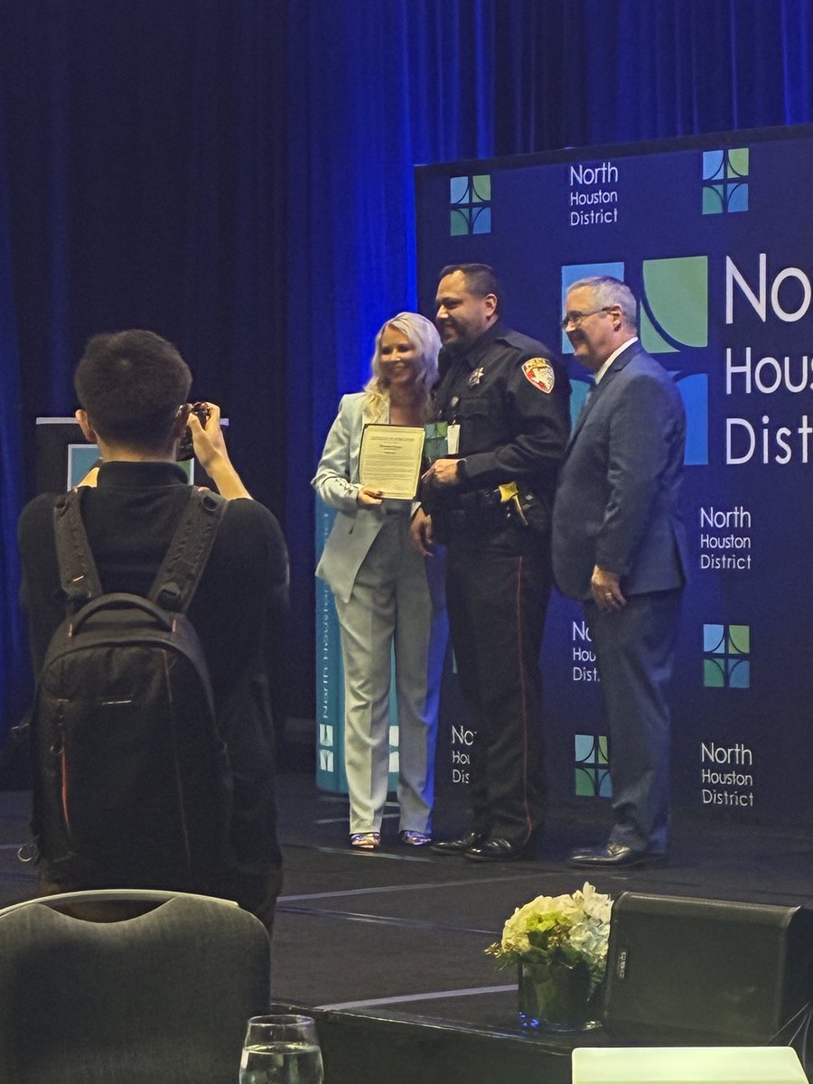 cmdrmarcharris's tweet image. I had the pleasure to attend the 2025 Public Safety Awards Luncheon for North Houston District. Aldine ISD Officer Michale Almaguer and Officer Lind Smith were honored. For their outstanding commitment to Aldine and the community. @Aldine ISD Police @AldineISD