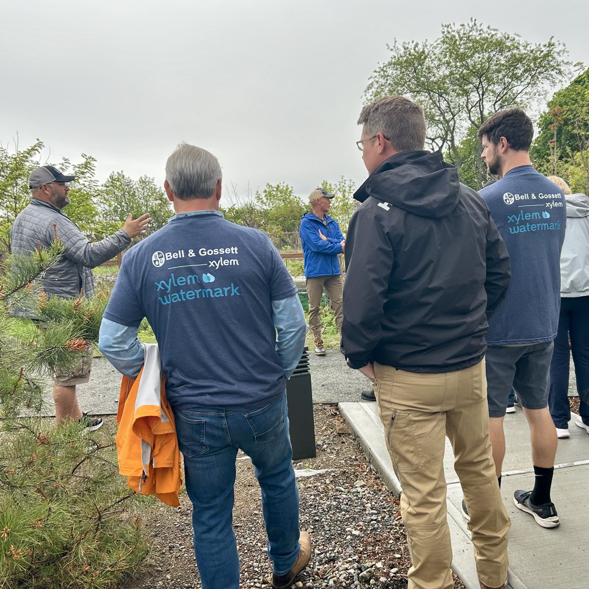 Today, we're on site in Salem, MA, working with Plummer Youth Promise to restore their waterfront campus. 

Volunteers are lending a hand with the garden and community connection, part of a shared commitment to building better spaces for the next generation. 

#BGBuildingBetter
