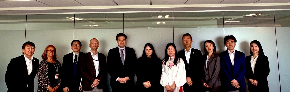 Cámara Japonesa de Comercio e Industria de México (@camara_jp_mx) on Twitter photo Agradecemos a la Dirección de Gestión y Seguimiento a Proyectos de Inversión de la <a href="/SE_mx/">Economía México</a> por la reunión celebrada ayer para seguir impulsando una relación económica sólida entre Japón y México. 🇯🇵🇲🇽 #CJCIM Agradecemos a la Dirección de Gestión y Seguimiento a Proyectos de Inversión de la <a href="/SE_mx/">Economía México</a> por la reunión celebrada ayer para seguir impulsando una relación económica sólida entre Japón y México. 🇯🇵🇲🇽 #CJCIM