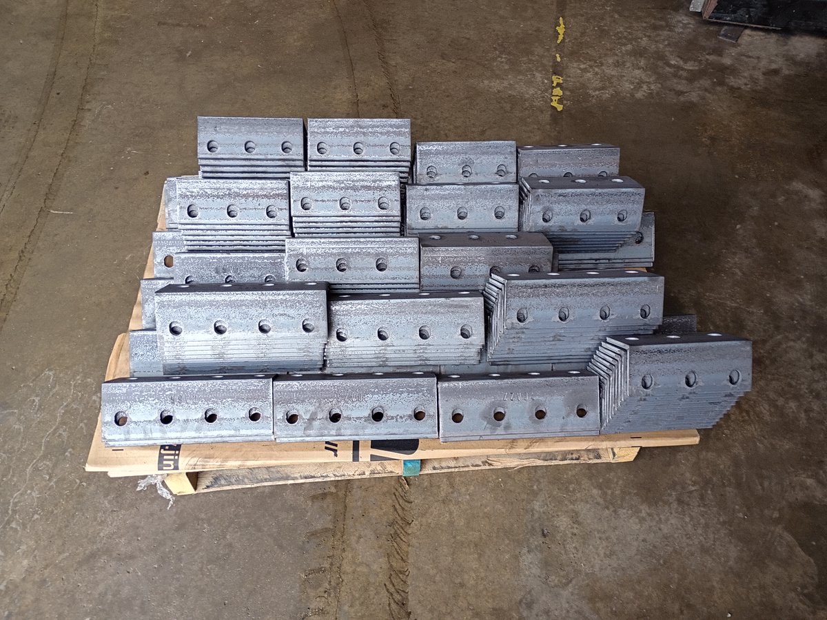 minerdandsons's tweet image. Minerd Steel&apos;s angle and flat line is a cost effective process for production run angle and flat parts with holes, slots and part markings.    Call us today or visit us @ minerdandsons.com #AngleMaster #weareminerdsteel