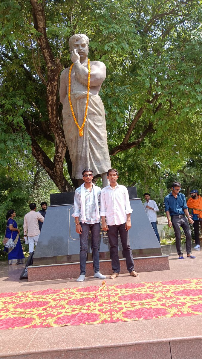 एक राष्ट्र, संगठित राष्ट्र तथा समतामूलक समाज की नींव रखने जा रहें हैं या तो सफलता मिलेगी या तो मौत ✊🏻