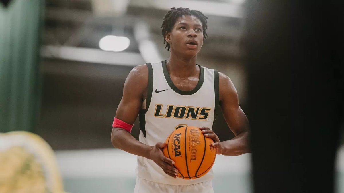 Small College Hoops tweet media