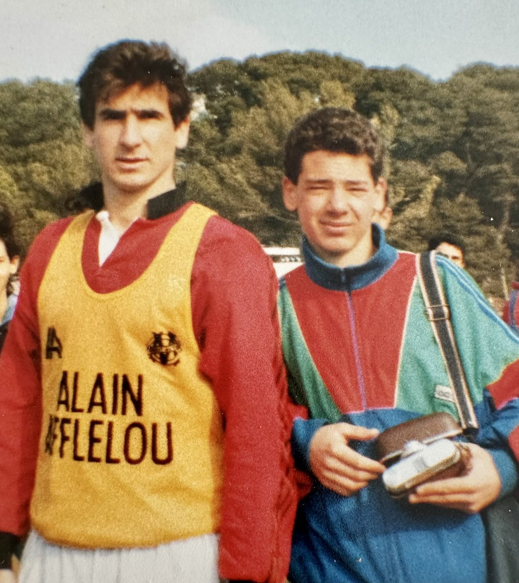 Le regard. L’attitude. Le silence…
À 16 ans, c’est gravé.

#Charisme #KingEric