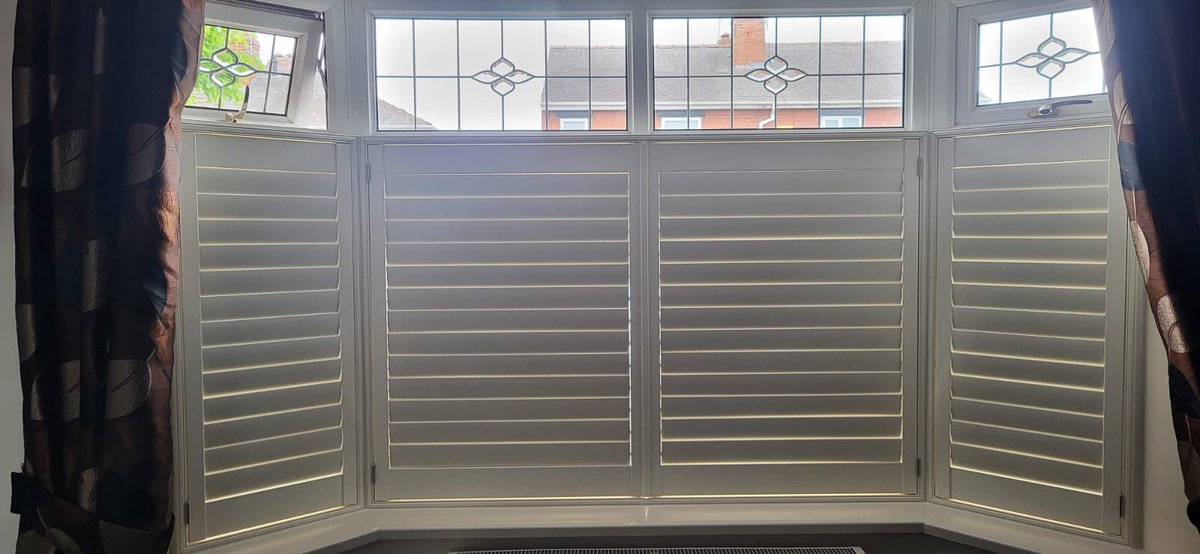 BlindsSYorks's tweet photo. More #Shutters today - this time Cafe Style in a bay window 😍📷⬇️

📧 yorkshire@apollo-blinds.co.uk

#familybusiness #fyp #sheffieldissuper #rotherham #plantationshutters #localbusiness #southyorkshire #yorkshire #york #harrogate #homedecor #homeimprovement https://t.co/99MQY5i9oH