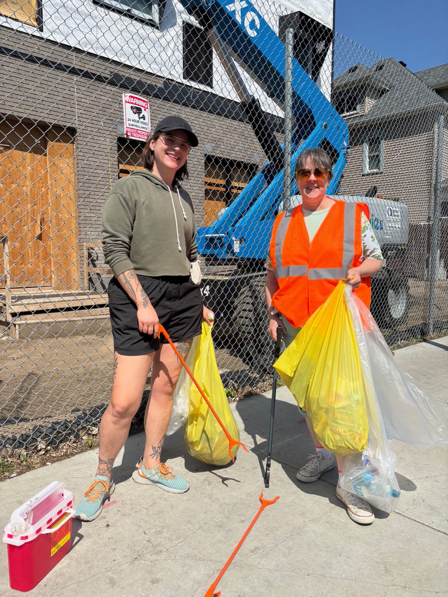On May 10, staff from CUHCC joined board members from East Phillips Improvement Coalition and the Midtown Phillips Neighborhood Association for a spring clean-up day in the neighborhood. #CommunityClinic #WeLovePhillips