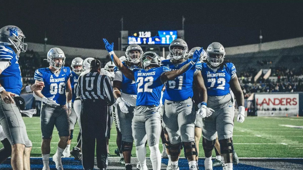 ᗷᖇᗩᗪᒪEY ᗷᖇOᗯᑎ . (@bt__bradley) on Twitter photo #AGTG I’m blessed to receive an OFFER from The University Of Memphis!! <a href="/reggiehoward/">Reggie Howard</a> <a href="/HankinsJordon/">Jordon Hankins</a> #AGTG I’m blessed to receive an OFFER from The University Of Memphis!! <a href="/reggiehoward/">Reggie Howard</a> <a href="/HankinsJordon/">Jordon Hankins</a>