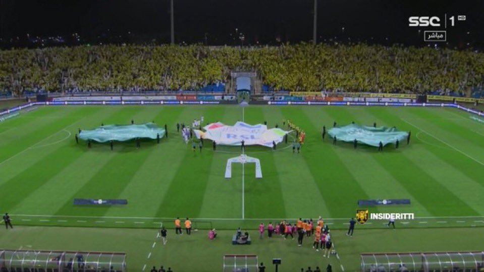 الرائد في دوري يلو tweet media