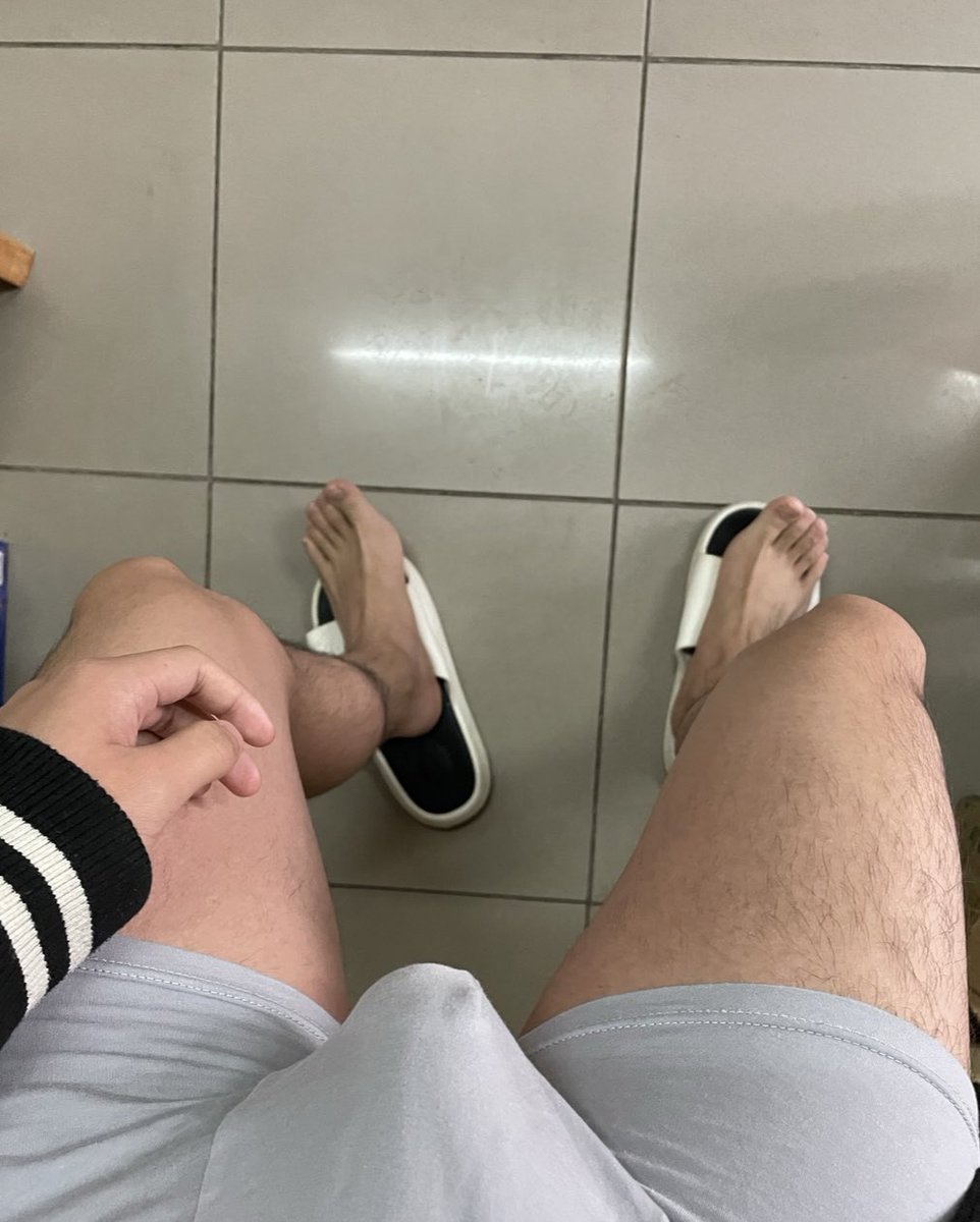 TTTheeeoo's tweet photo. 😴 https://t.co/S1wp6Nmlj6