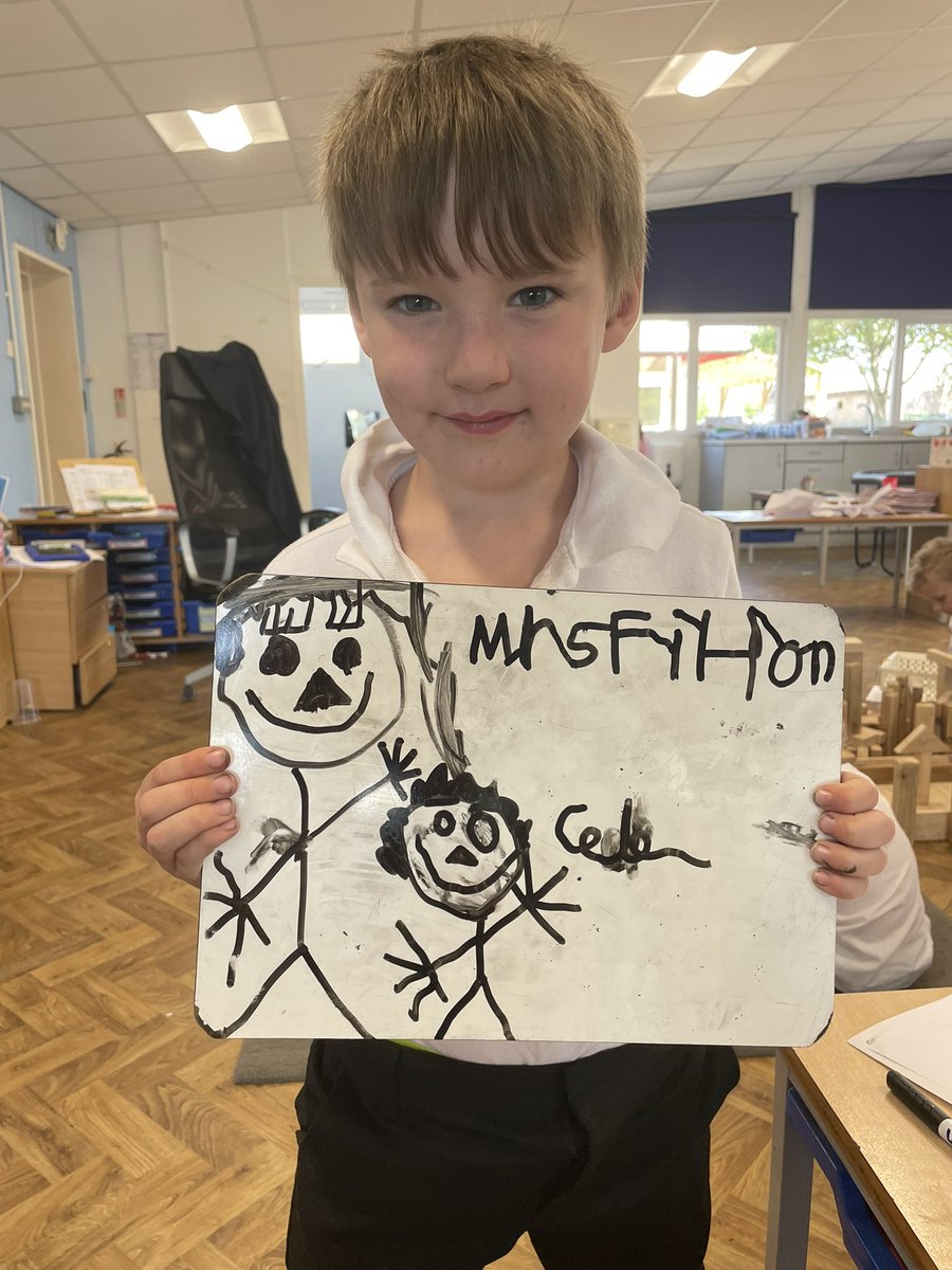 We’ve been talking about who keeps us safe in school so this little boy came to me and said ‘Mrs Fitton, this is you keeping me safe’ #rcpwearesafe #rcplfl