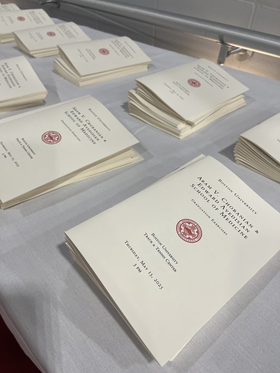 Friends and family are taking their seats to celebrate #BUCommencement2025 for our MD/PhD students! To cheer on our new graduates, join the livestream here: bit.ly/3S6c0k4