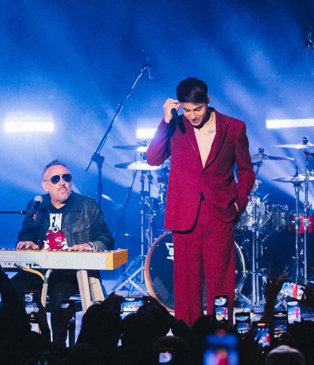 Rusherkingmx_'s tweet photo. Spotify Update - Oyentes mensuales @rusherkingg 

(15/05) 5,683,503 - (+1,028) https://t.co/U2WPjwTIu9