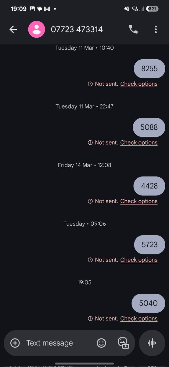 panashe98's tweet photo. @PiCoreTeam 
I have been trying to get my pi account phone number verified and its not been working I've used 2 different numbers the number doesn't recieve messages?? https://t.co/ybZ0P5cPwi