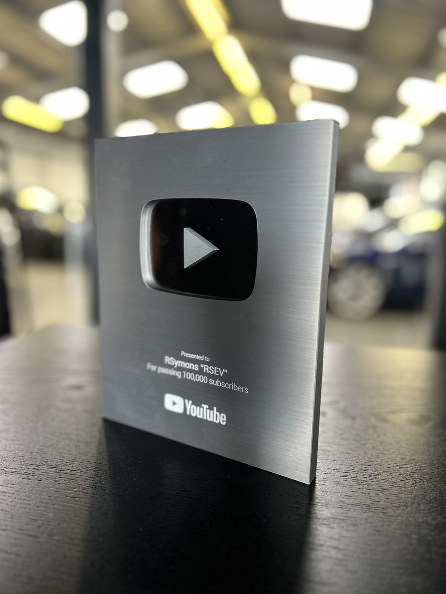 RSymonsLTD's tweet image. 100,000 Subscriber special!🤗
Play Button unboxing & Favourite moments over the years.
- What bit(s) do you remember? 🤔
Thanks to all our viewers and subscribers! 🤝
Video ➡️ youtu.be/eVaKvoeAUgA?fe… via @YouTube