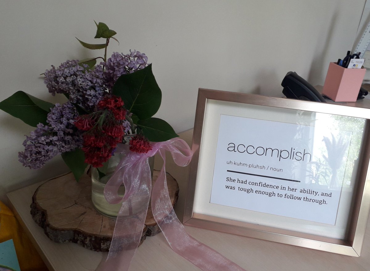 I love where I work and the importance of beautiful surroundings for all ♡