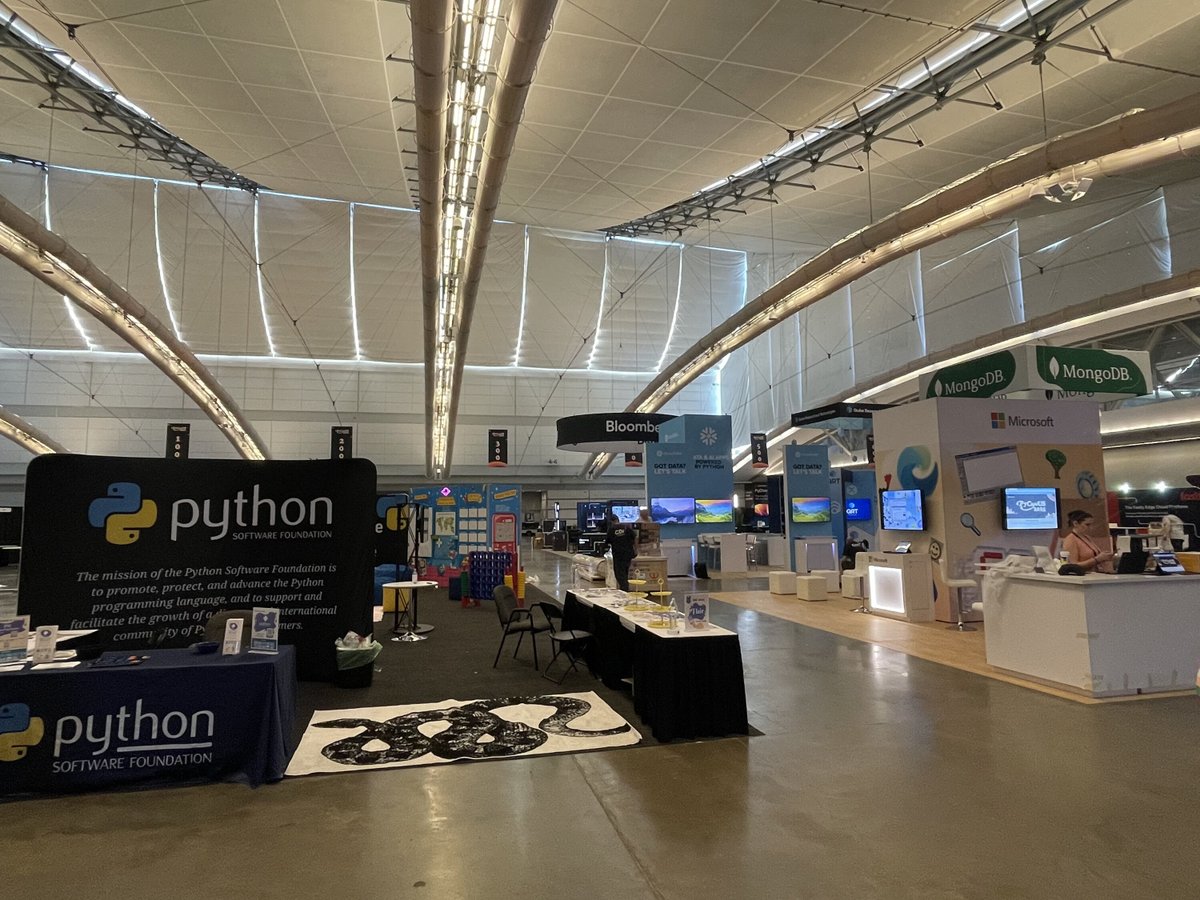 Wow, it's just a few hours till we officially kick off #PyConUS 2025 with the Opening Reception in the expo hall 🥳🐍 

Will we see you there?