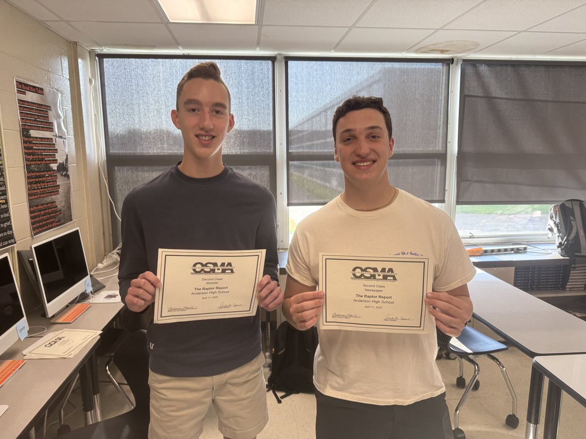 CoachOlson11's tweet image. Top 5 in the state in print, and top 10 in news websites for Ohio high school newspaper programs for the @RaptorReporters!! So proud of these kids. The torch has officially been passed along to our next pair of editor-in-chiefs!