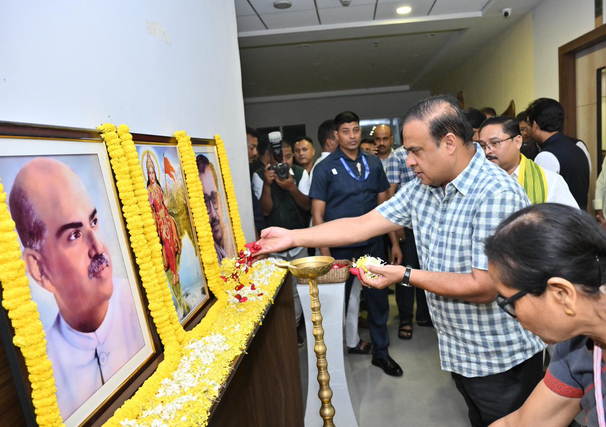 himantabiswa's tweet photo. Attended a meeting on the upcoming BTR elections at the AB Vajpayee Bhawan. 

@BJP4Assam @DilipSaikia4Bjp https://t.co/0xB5vgkjM5