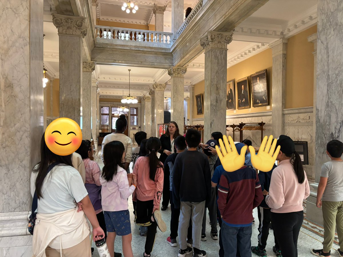 Ms_AChen's tweet photo. The students visited the Ontario Legislative Assembly today. It was such an awesome experience! They asked great questions, explored where laws are made, and even got to meet Premier Doug Ford! 🇨🇦🗳️ #StudentVoices #ONpoli #CivicEducation @johnmccraeps https://t.co/aJs4z4zBjd